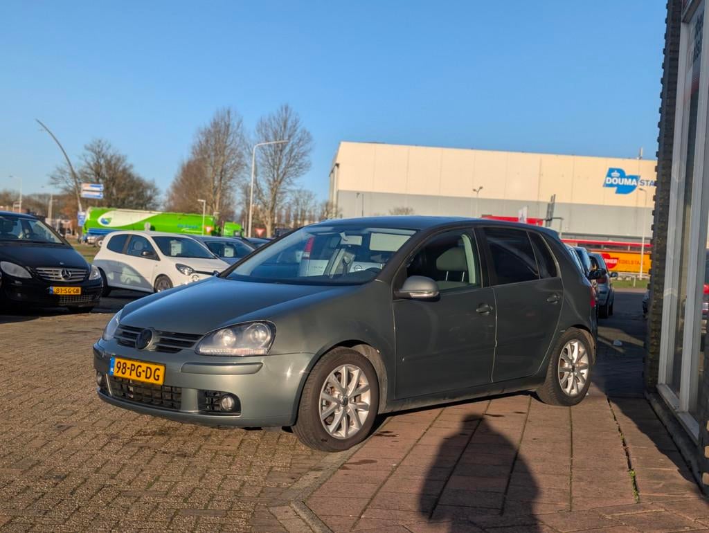 Volkswagen Golf 2.0 FSI Sportline - Clima - Cruise -, Voorwielaandrijving, 1254 kg, Stof, Gebruikt