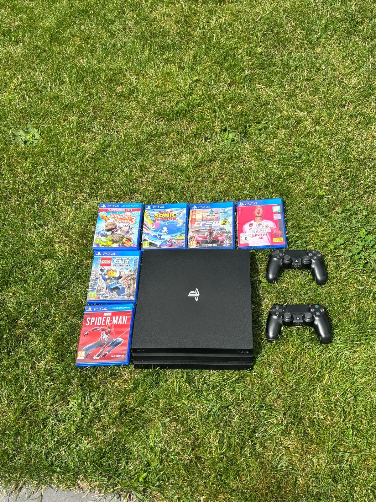 PlayStation 4 Pro met games en controllers, Ophalen, Met 2 controllers, Pro, Gebruikt