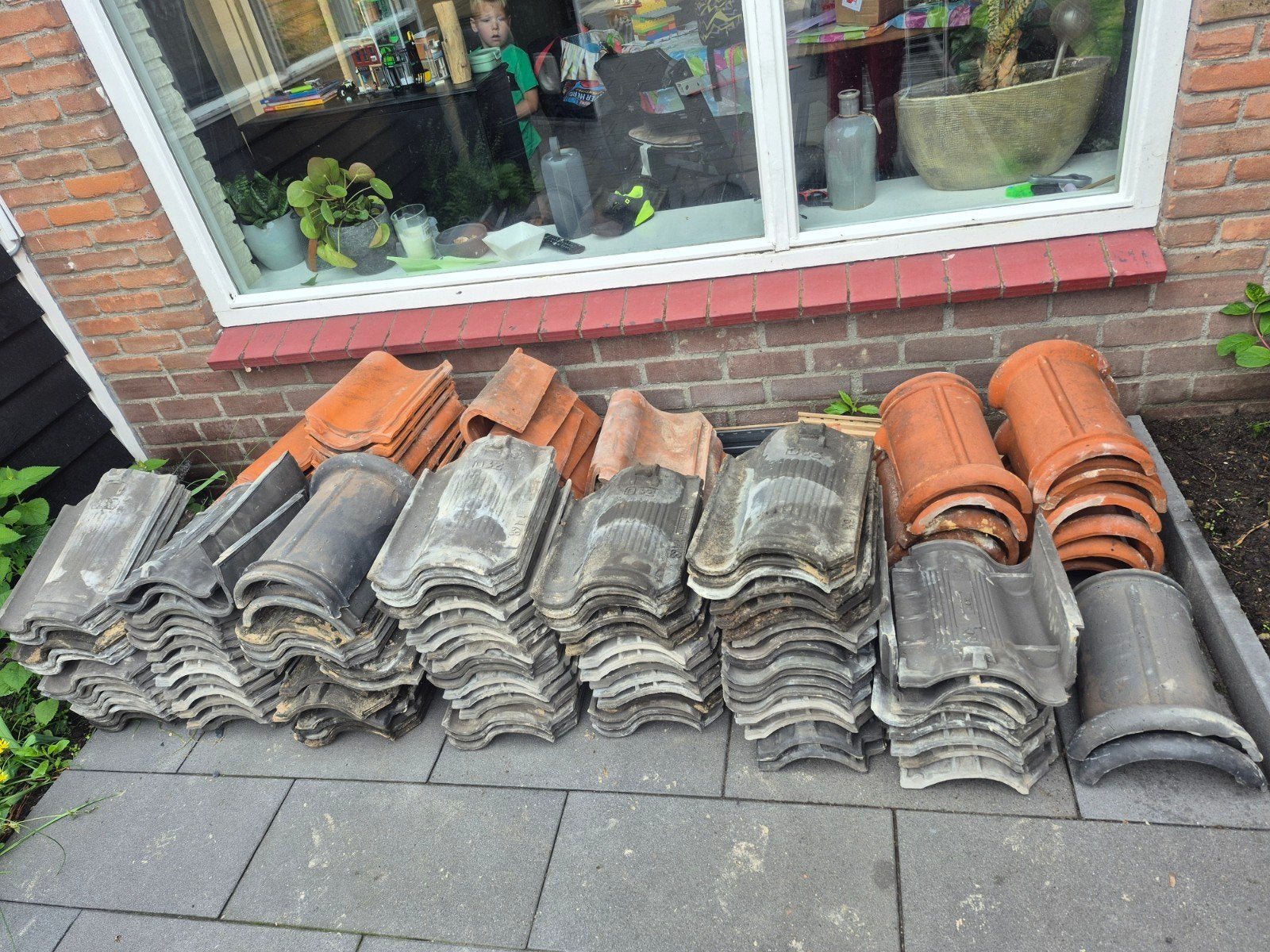 Gebruikte dakpannen - diverse kleuren en types, Doe-het-zelf en Verbouw, Dakpannen en Dakbedekking, Ophalen, Gebruikt, Steen of Klei