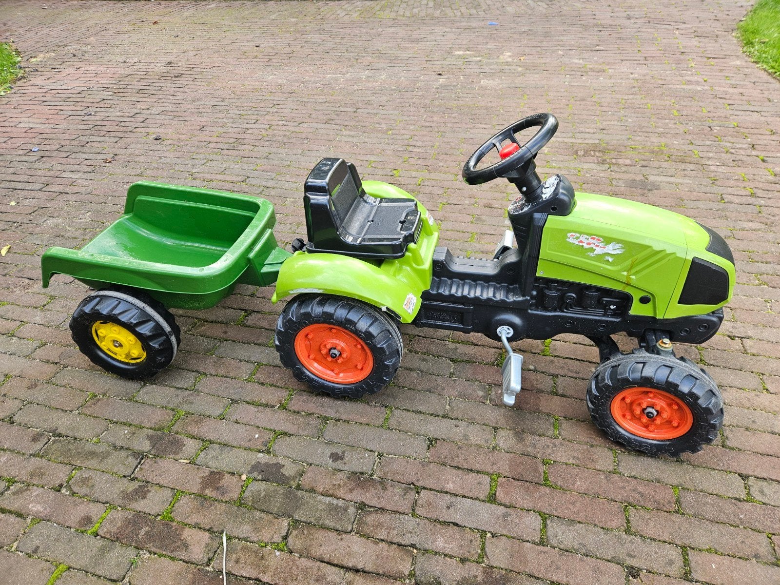 Claas Arion traptrekker met aanhanger, Ophalen, Gebruikt, Trapvoertuig