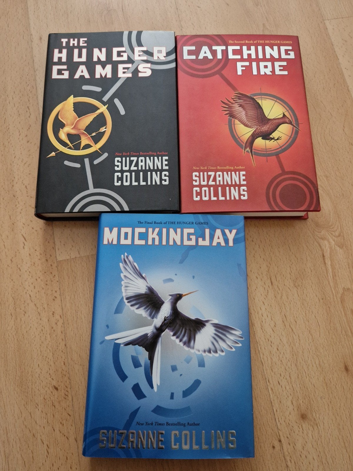 Hardcover boeken engels box suzanne collins hunger games 3, Ophalen of Verzenden, Zo goed als nieuw