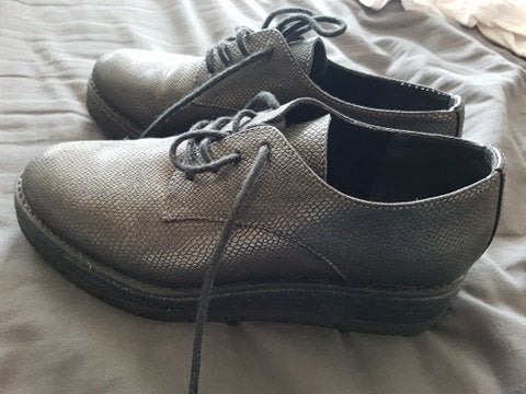 maat 38 antraciet grijs zgan, Ophalen of Verzenden, Grijs, Sneakers of Gympen, Zo goed als nieuw