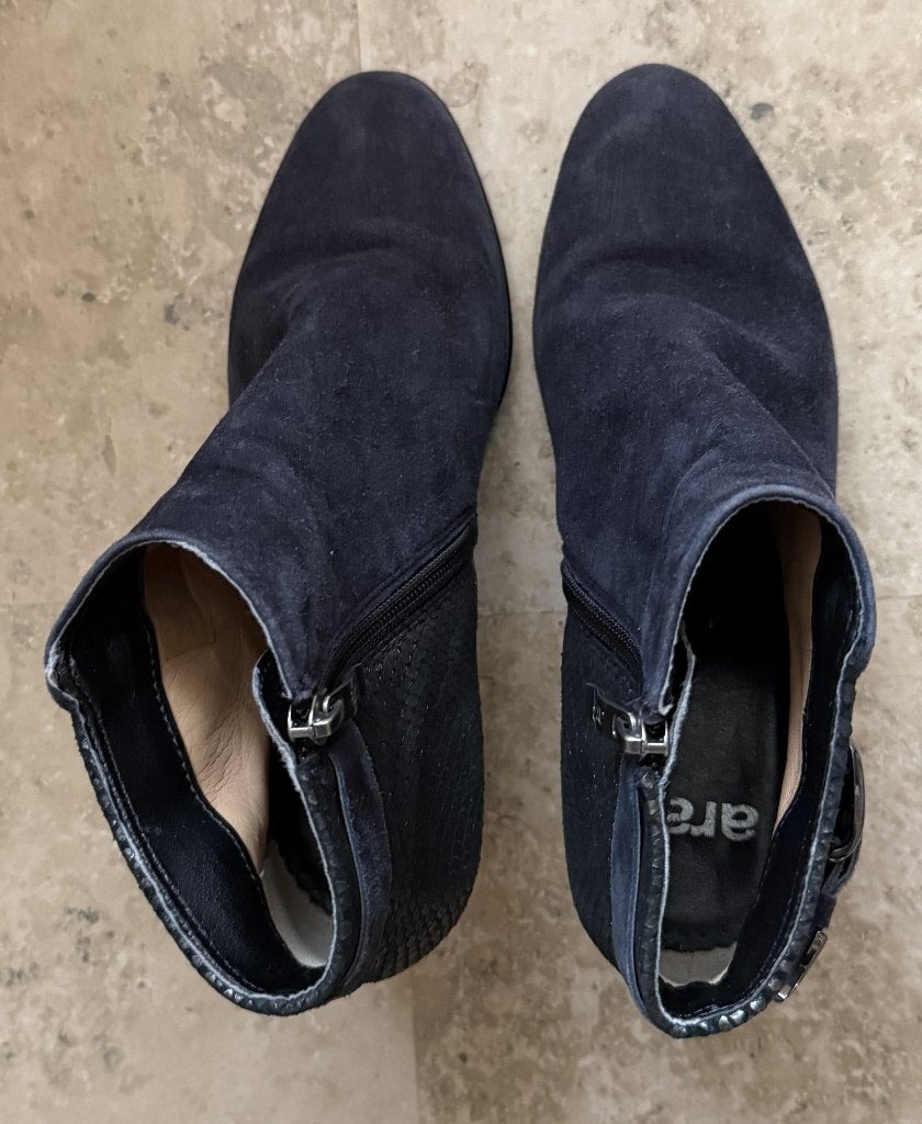 Ara enkellaarsjes suède blauw maat 37, Blauw, Lage of Enkellaarzen, Ophalen of Verzenden, Gedragen