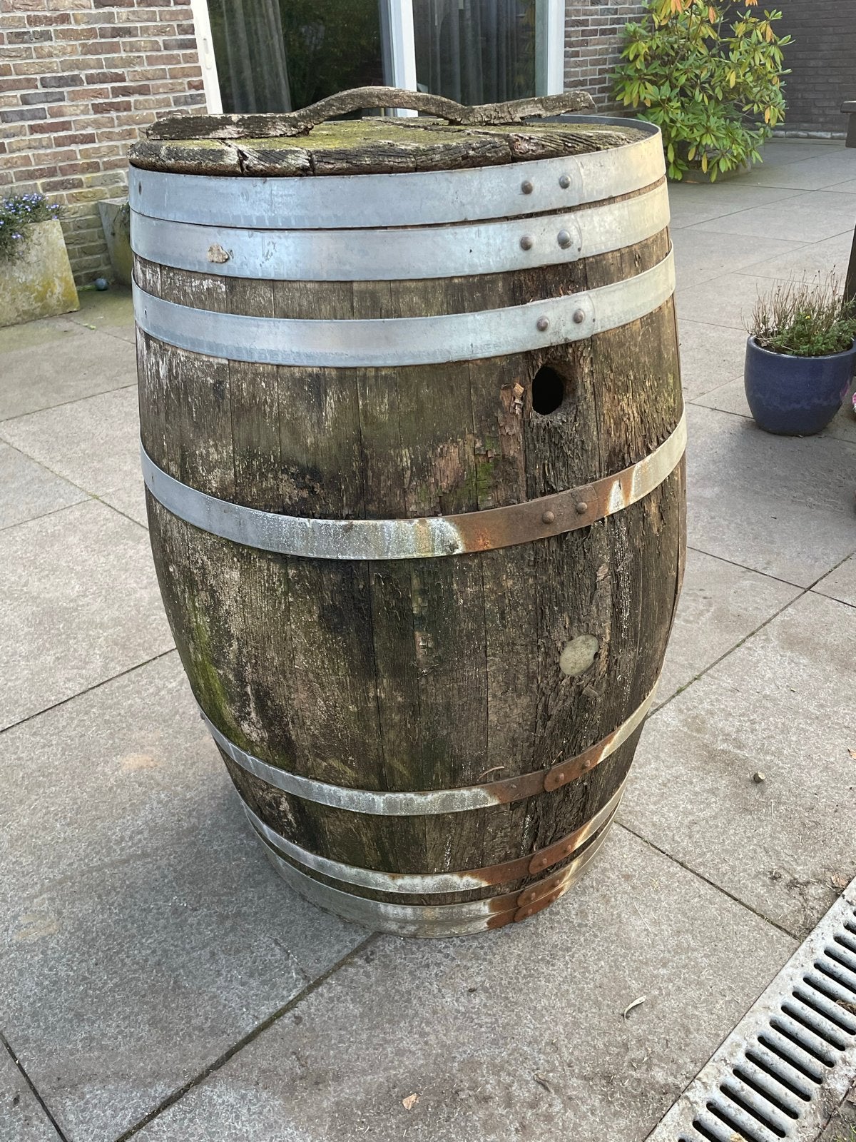 Decoratief 225 liter wijnvat, gebruikt. GEEN Regenton, Ophalen, Gebruikt