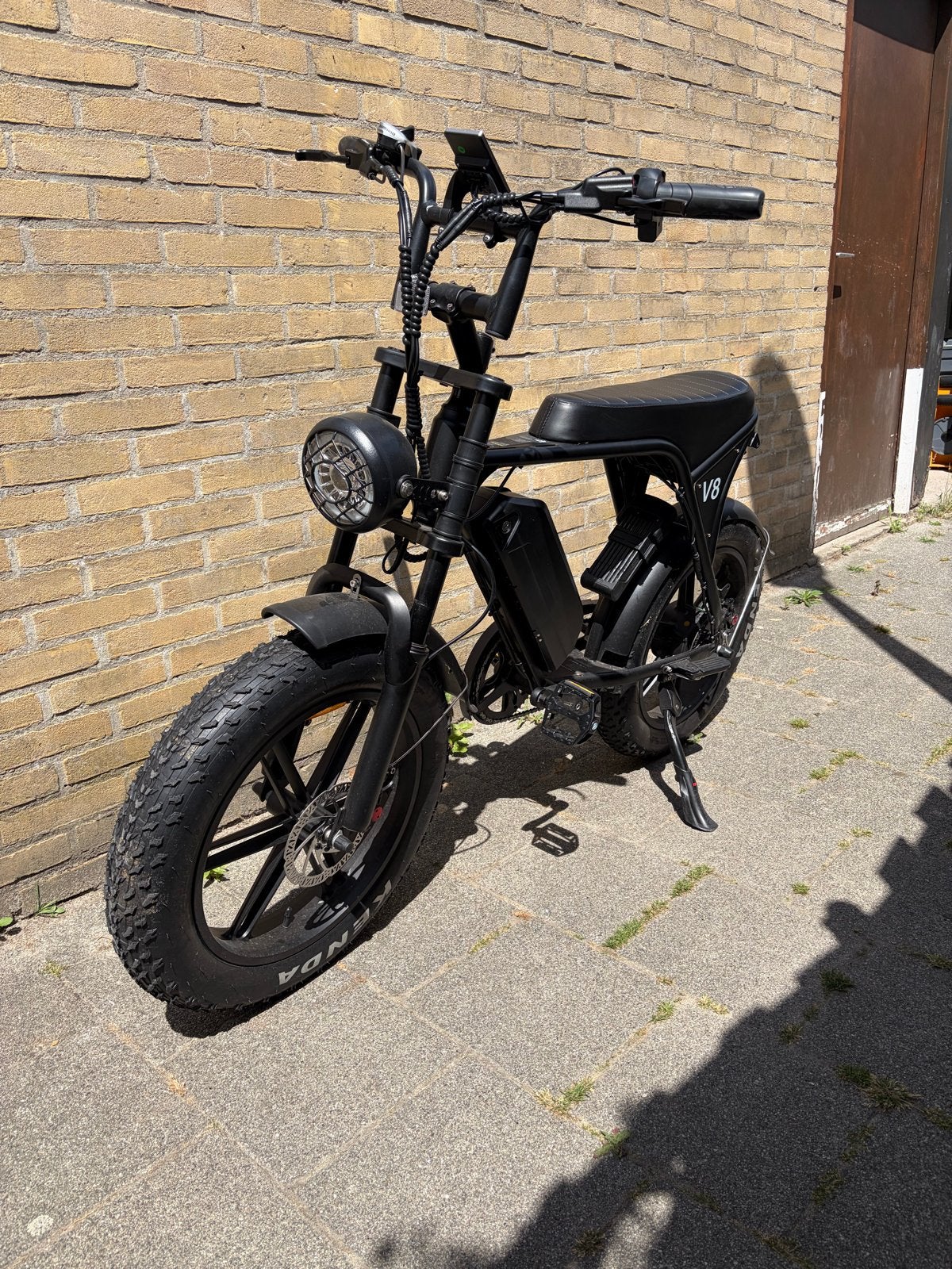 Ouxi V8 E-bike met 2 sleutels, alarm en oplader, Fietsen en Brommers, Zo goed als nieuw, 51 tot 55 cm, 50 km per accu of meer