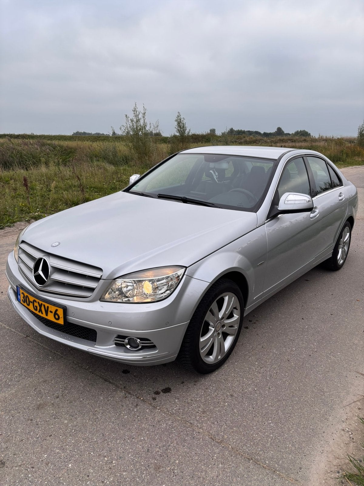 Mercedes-Benz C-Klasse 1.8 C200 Kompressor Sedan 2008 Grijs, 183 pk, 745 kg, Achterwielaandrijving, 1800 kg