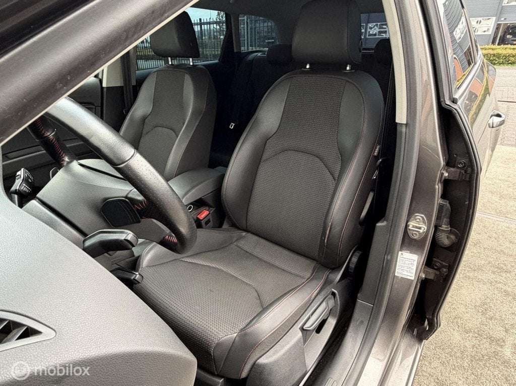 Seat Leon ST 1.4 TSI ACT FR Dynamic PDC Navi Led Stoelverw., Auto's, Seat, Gebruikt, 4 cilinders, 150 pk, Leon