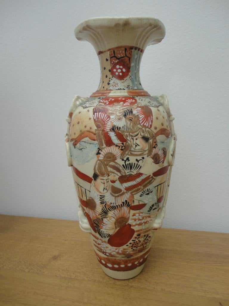 Prachtige Japanse Satsuma Moriage vaas afb. Samurai krijgers, Ophalen of Verzenden