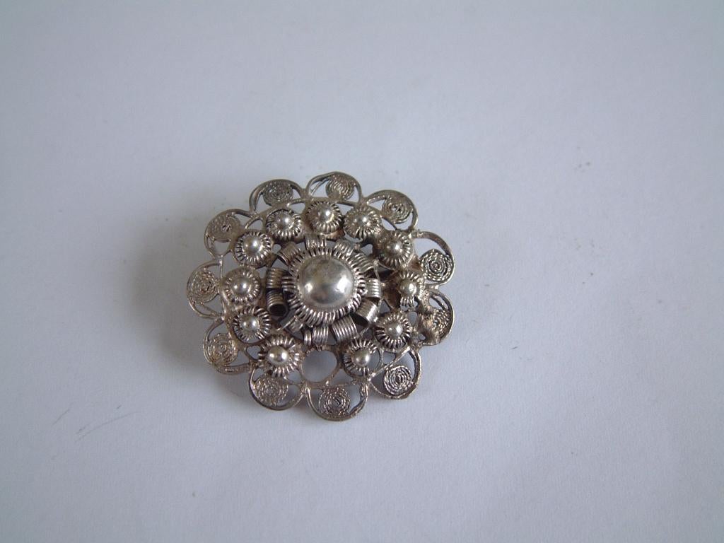 antieke  zilveren zilver zeeuwse broche niet gemerkt, Sieraden, Tassen en Uiterlijk, Antieke sieraden, Ophalen of Verzenden, Zilver