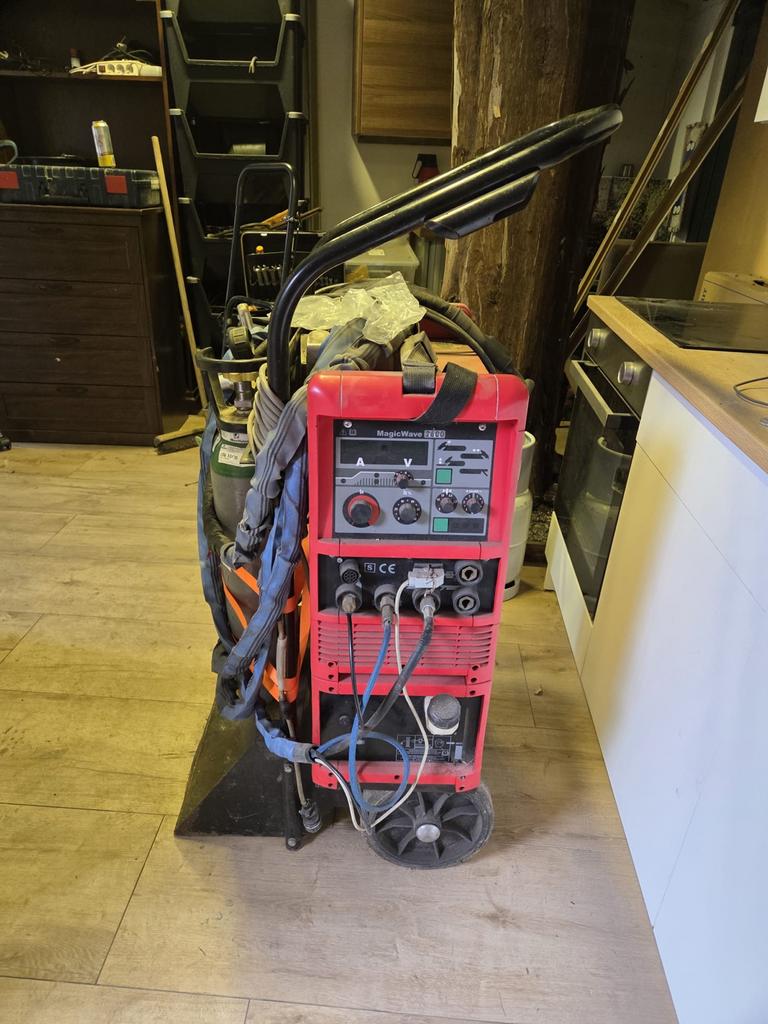 Fronius MagicWave 2600 TIG Lasapparaat, Ophalen, Gebruikt, 250 ampère of meer, Tig