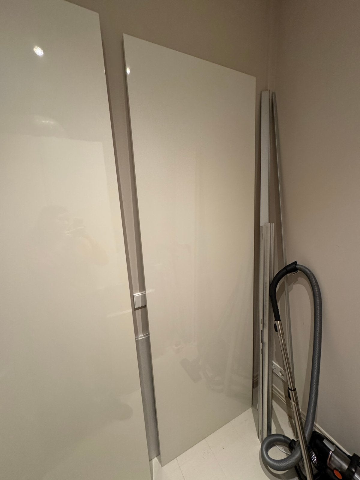 Hoogglans witte kastdeuren voor pax kast - 2 stuks, Ophalen, Kunststof, Gebruikt, 200 cm of meer