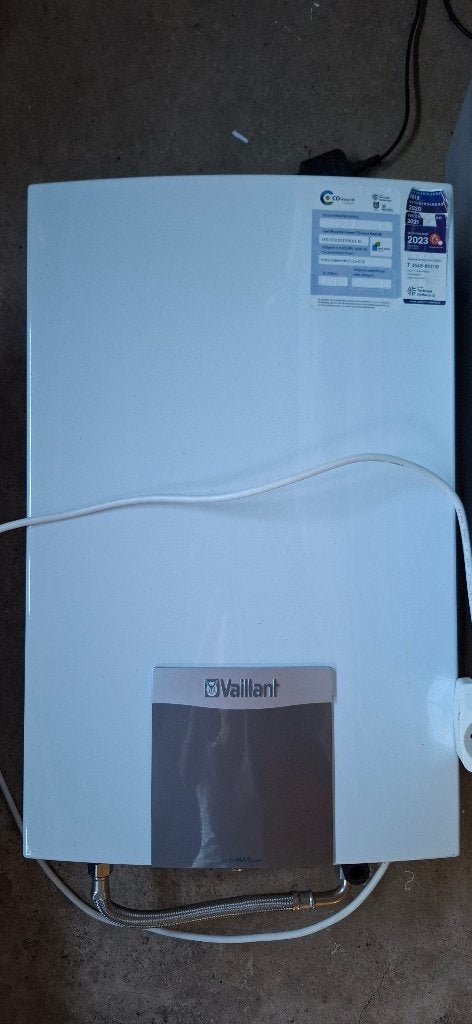 Geiser Vaillant TurboMag 11-2/0 H, Ophalen, Gebruikt, Aardgas, Geiser