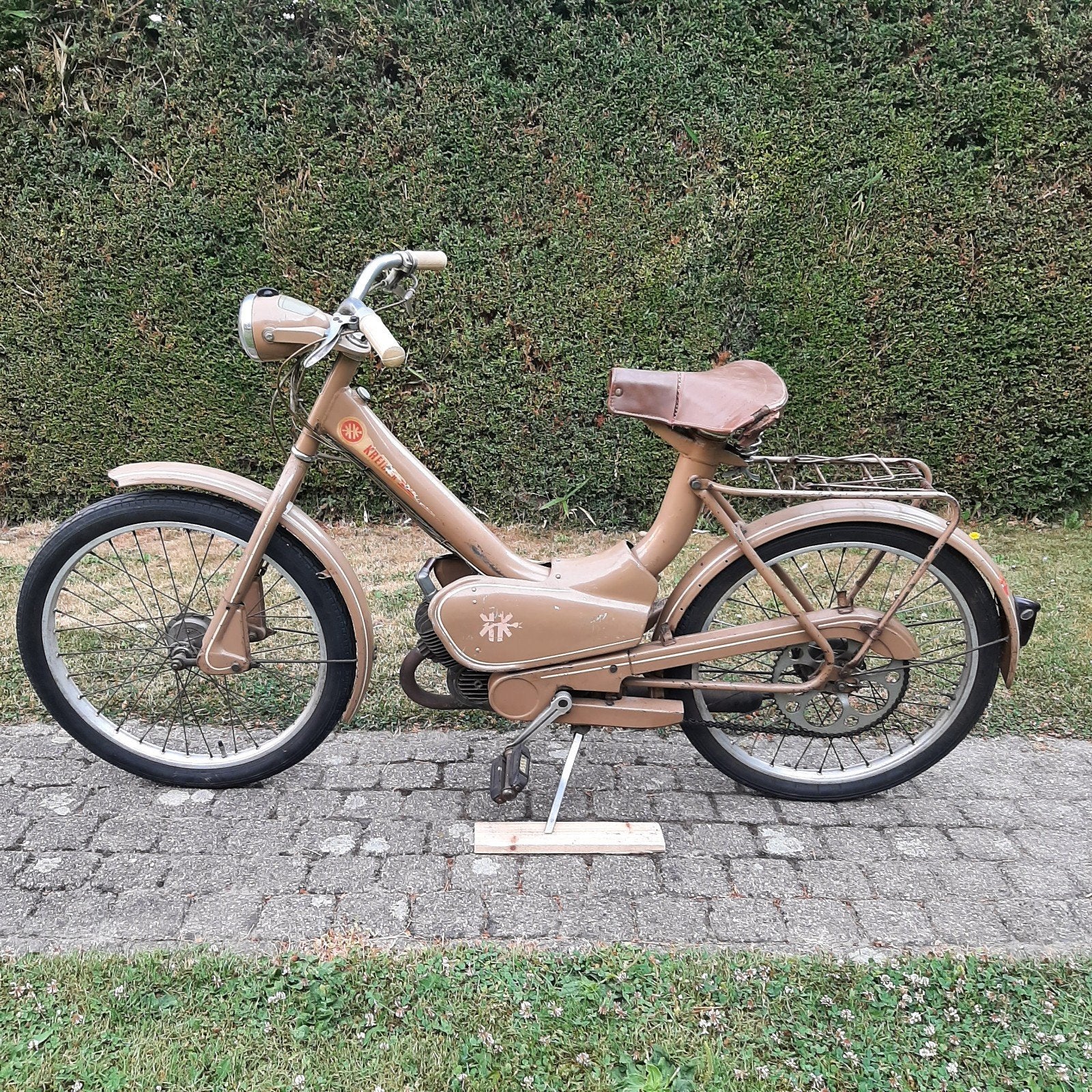 Nette nog geheel originele kreidler j50, 1955, geen kenteken, Fietsen en Brommers, Maximaal 45 km/u, 0 versnellingen, 49 cc, Ophalen