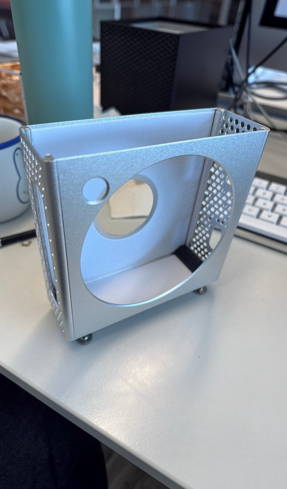 Mac Mini M4 metal stand, Computers en Software, Ophalen, Nieuw, Mac Mini, 3 tot 4 Ghz