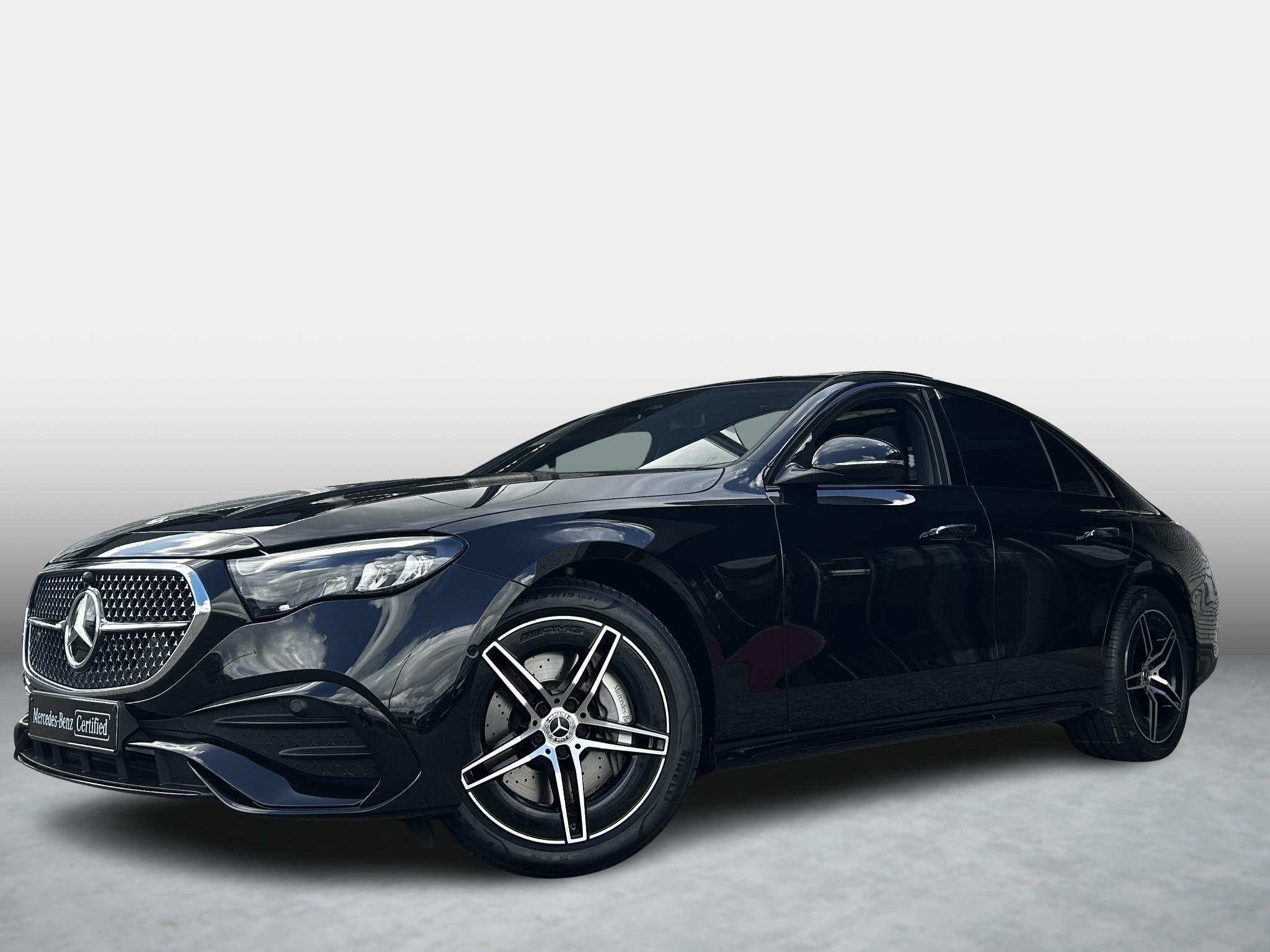 Mercedes-Benz E-klasse 300 e AMG | Panoramadak | MBUX Supers, Auto's, Mercedes-Benz, Achterwielaandrijving, Gebruikt, 4 cilinders