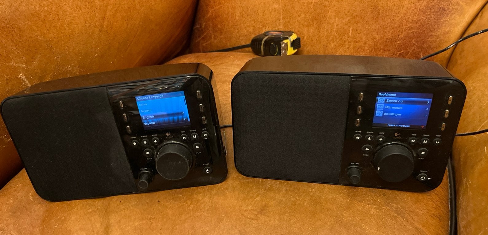 2x Logitech Squeezebox Radio - Heerlijke internetradio's, Ophalen of Verzenden, Gebruikt, Radio
