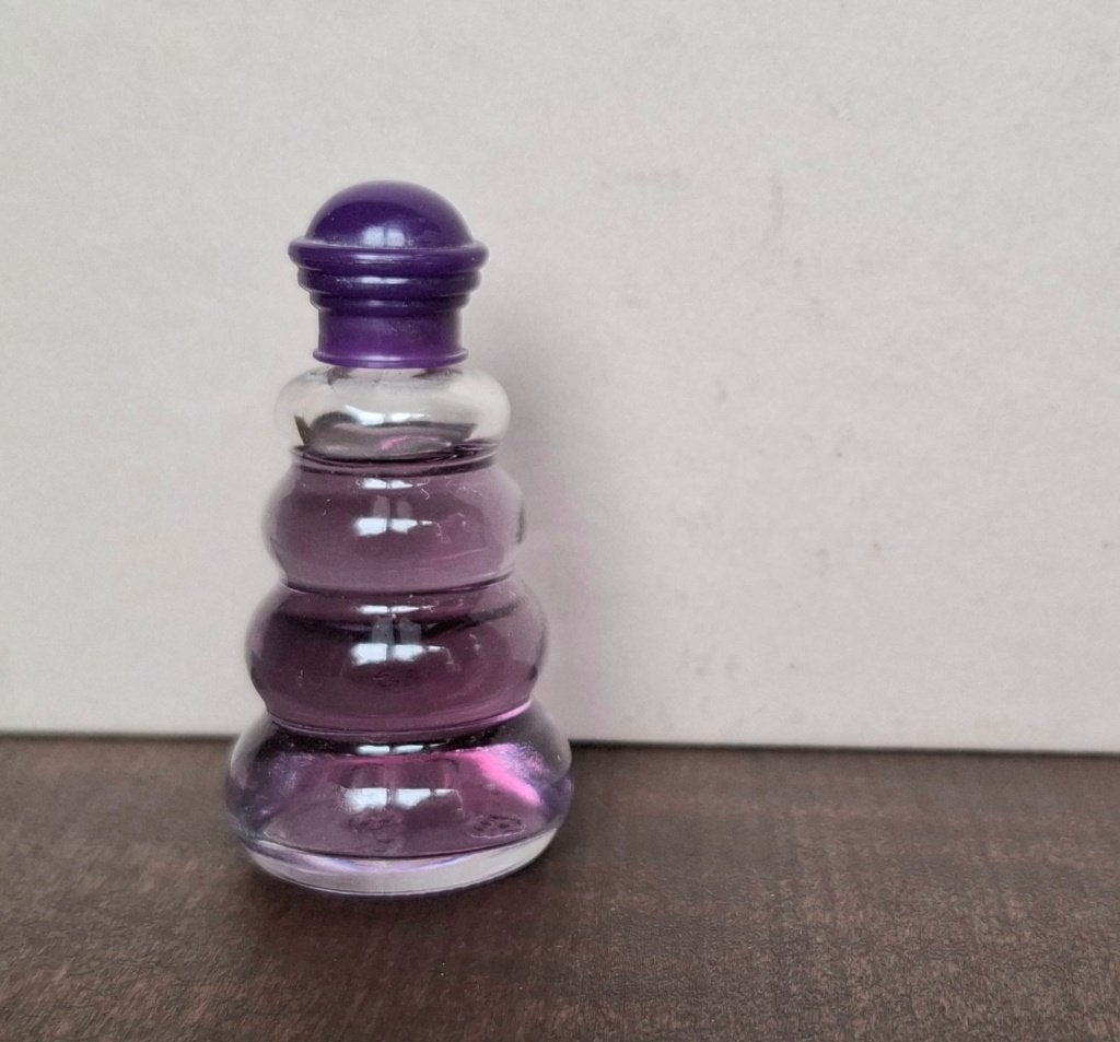 Samba vintage parfum miniatuur 7ML, Verzamelen, Parfumverzamelingen, Ophalen of Verzenden, Zo goed als nieuw, Miniatuur, Gevuld