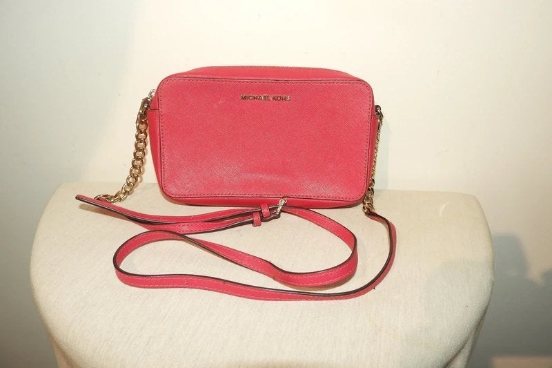 Michael Kors roze schouder tas gouden hardware