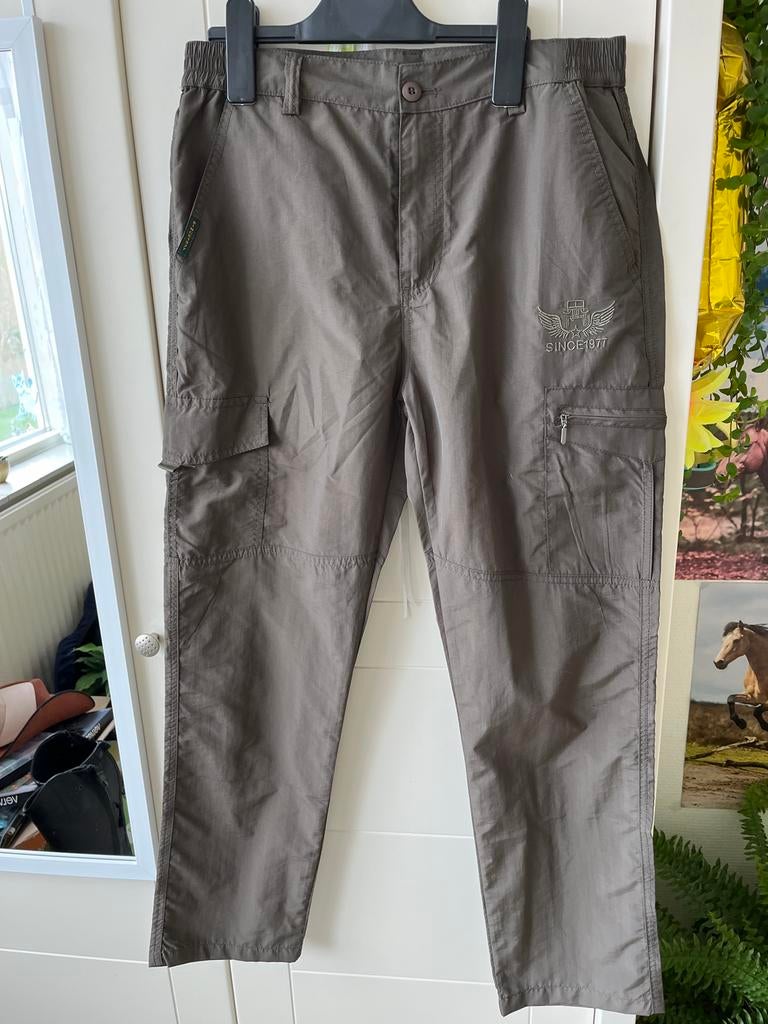 Olijfgroene outdoorbroek maat 36, soepele stof, Ophalen of Verzenden, Zo goed als nieuw, Driekwart, Maat 36 (S)