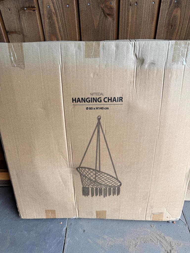 Nittedal Hangstoel - Nieuw in doos, 2 stuks, €10 per stuk, Huis en Inrichting, Stoelen, Ophalen, Wit, Nieuw, Eén