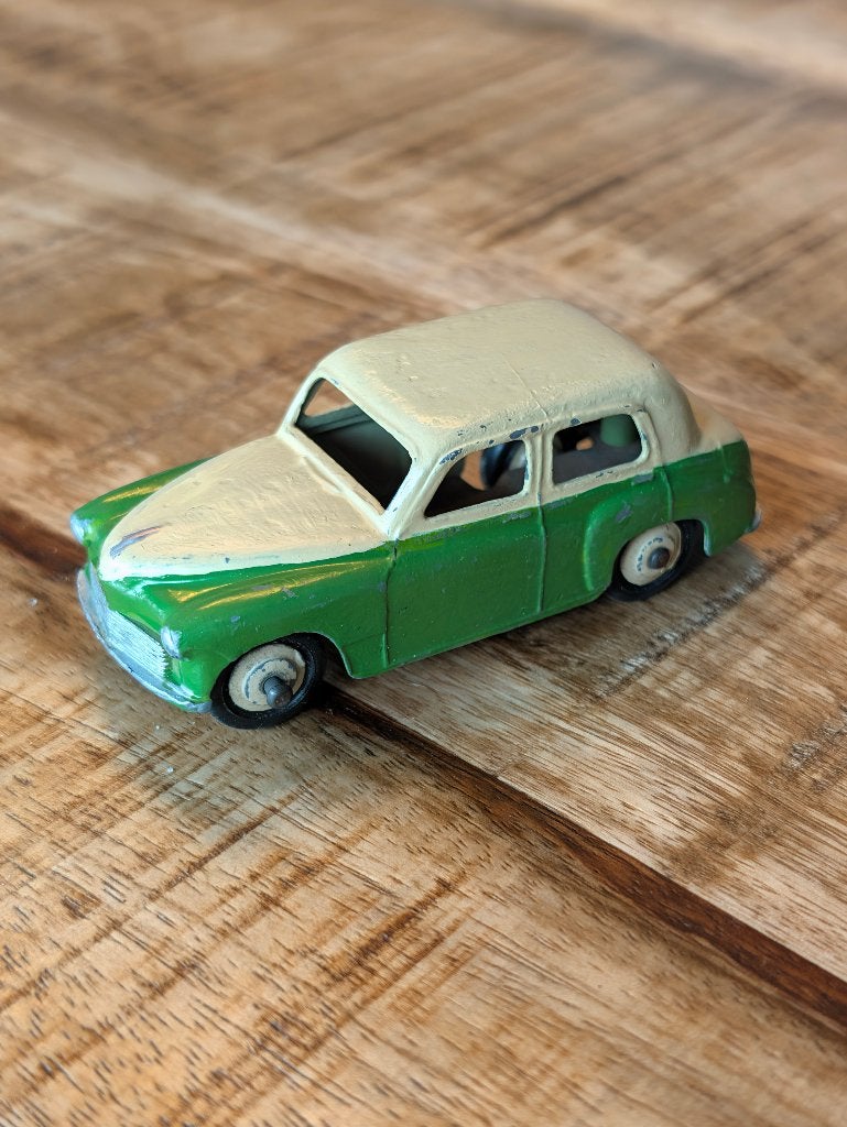 Dinky Toys 154 Hillman Minx, Ophalen of Verzenden, Gebruikt, Auto, Dinky Toys