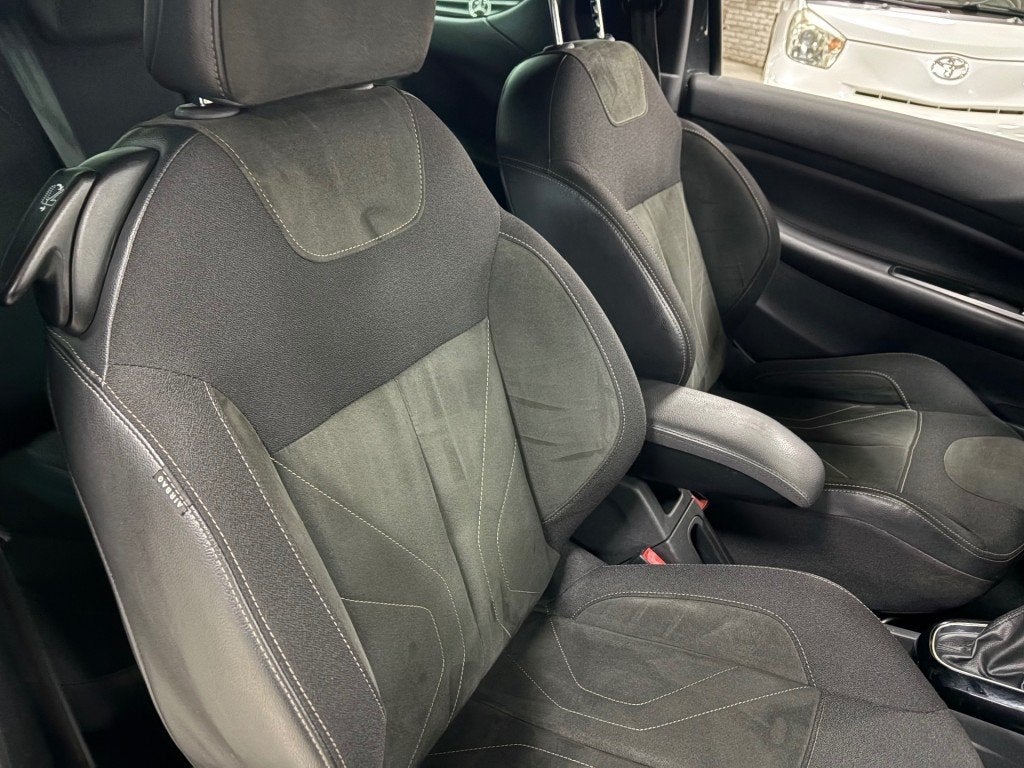 Ds DS 3 1.2 BNS Sport Navigatie NL NAP ECC Airco PDC DAB, Voorwielaandrijving, Gebruikt, 1199 cc, Met garantie (alle)