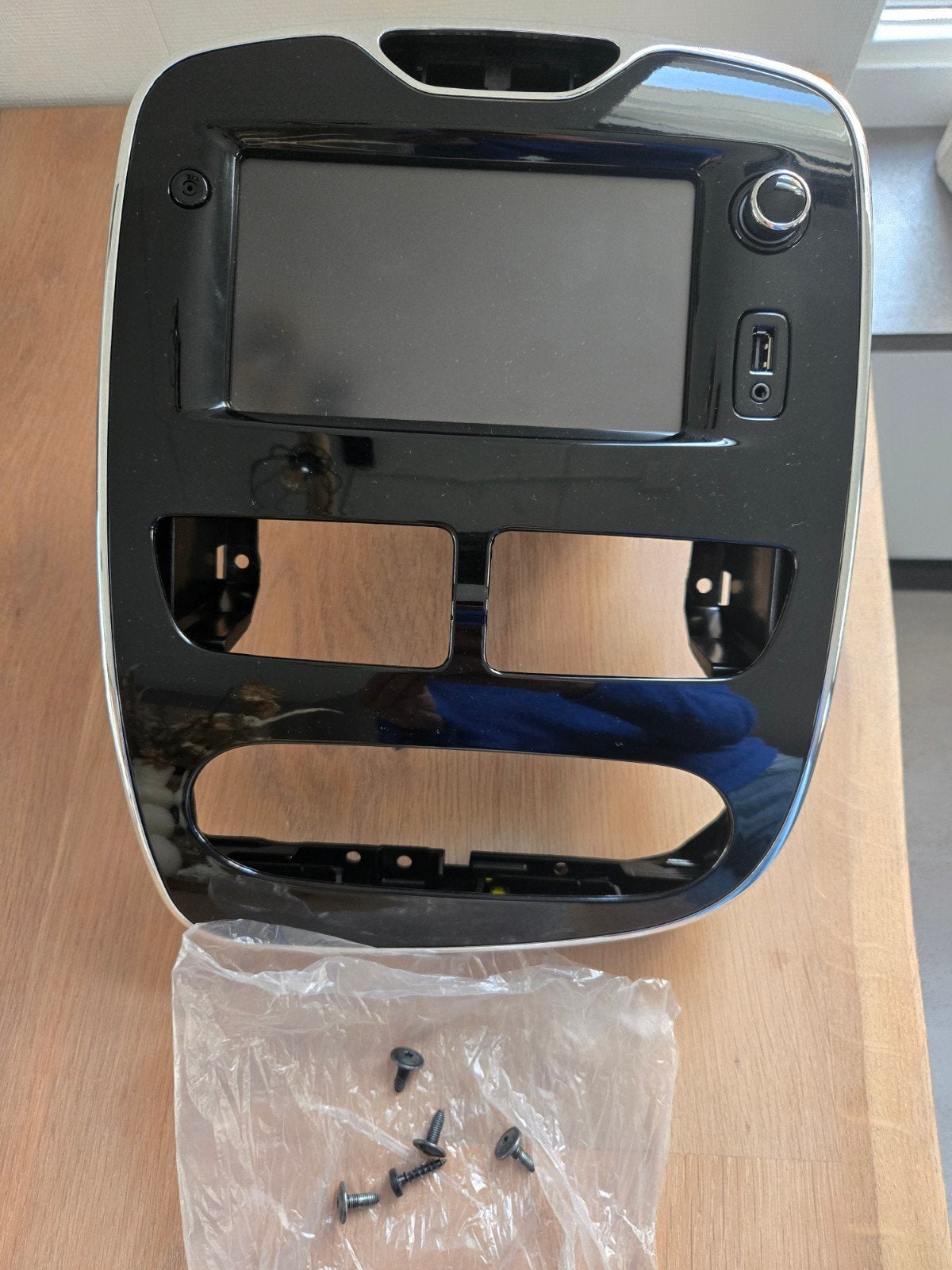 Renault Radio-Car LAN5210WR1 met display en frame, Auto diversen, Autoradio's, Ophalen of Verzenden