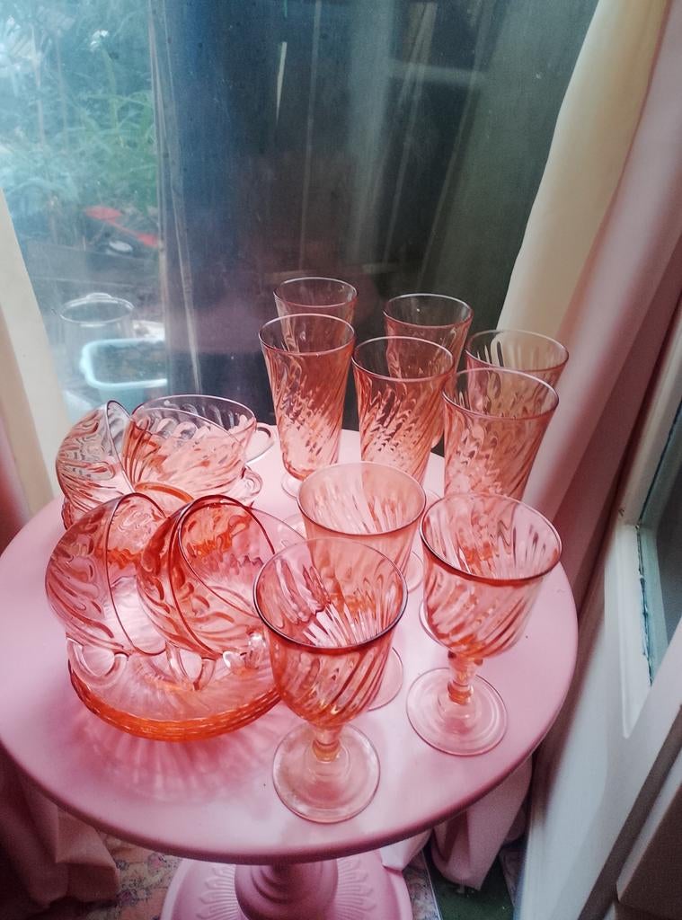 Vintage Roze Glazen Set - Kopjes, Schotels en Drinkglazen, Ophalen of Verzenden
