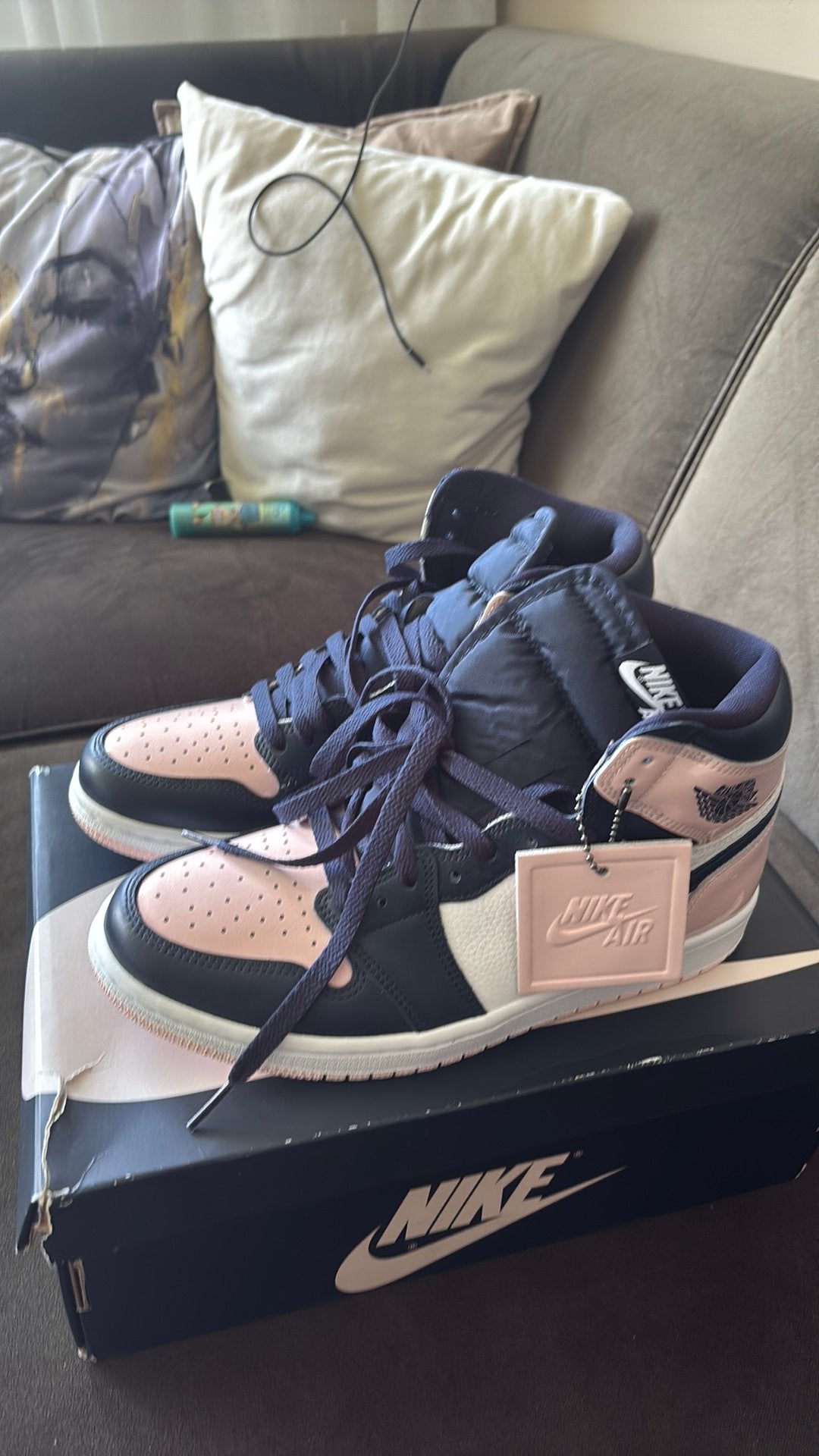 Jordan 1 OG High Atmosphere Maat 40, Kleding | Dames, Schoenen, Verzenden, Nieuw, Sneakers of Gympen, Roze