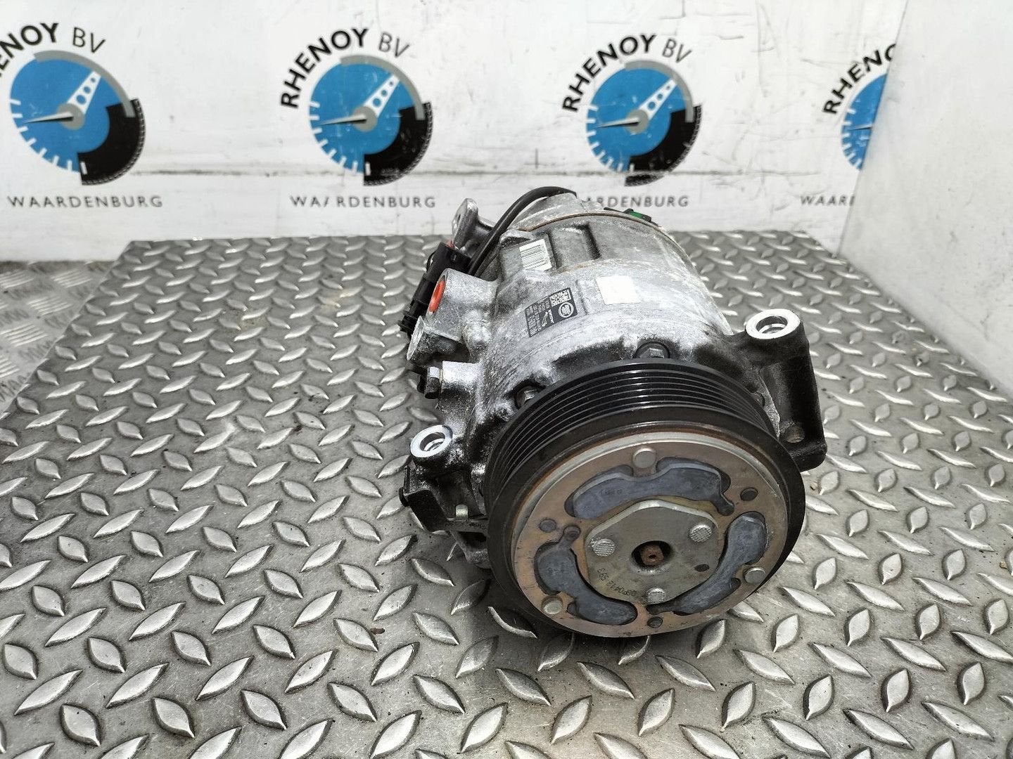 LANDROVER RANGE ROVER VELAR L560 R-Dynamic AIRCO COMPRESSOR, Auto-onderdelen, Ophalen of Verzenden, Gebruikt, Stiba lid