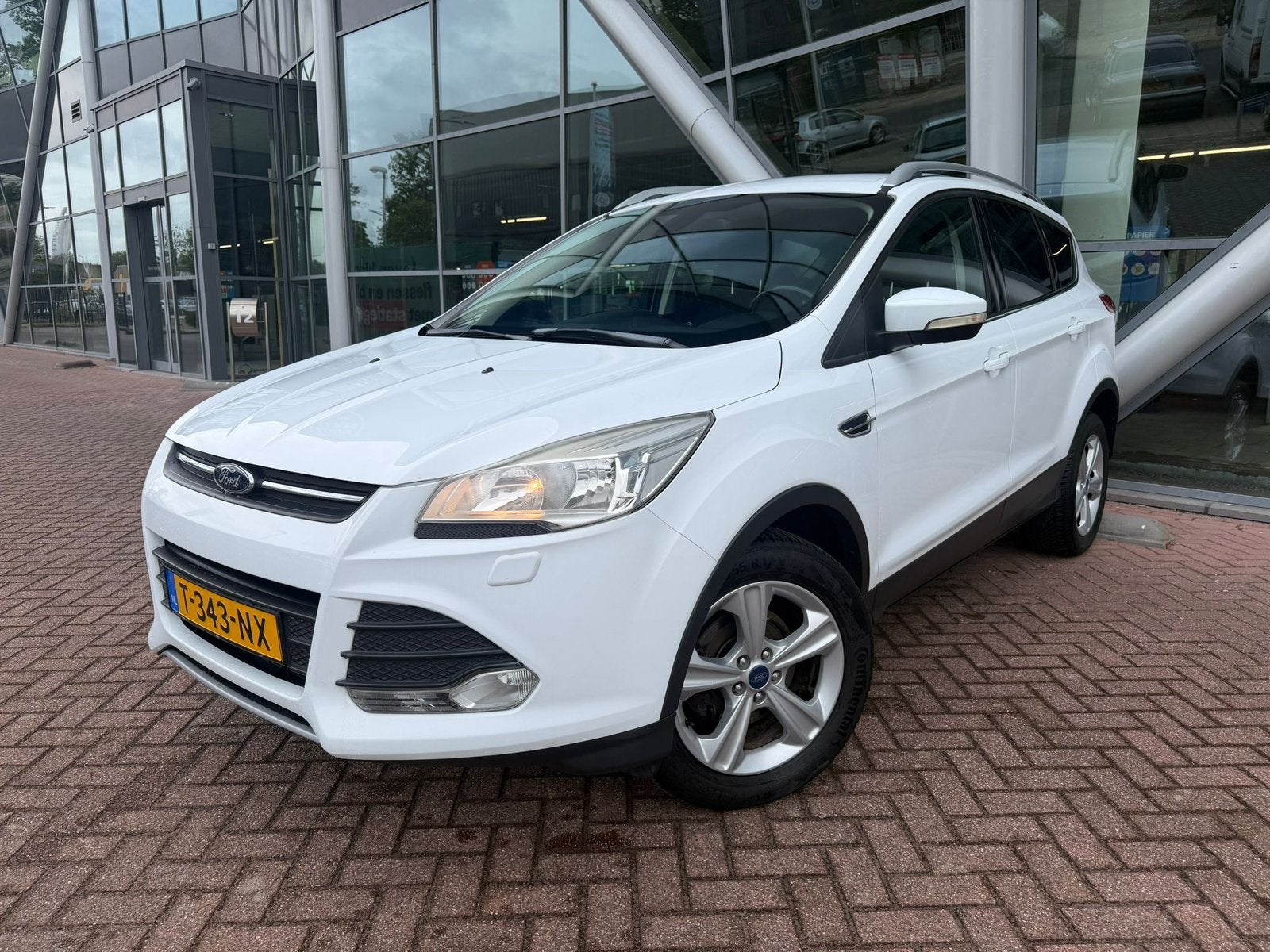 Ford Kuga 1.6 Titanium Trekhaak/Stoelverw./Keyless/Parksens.