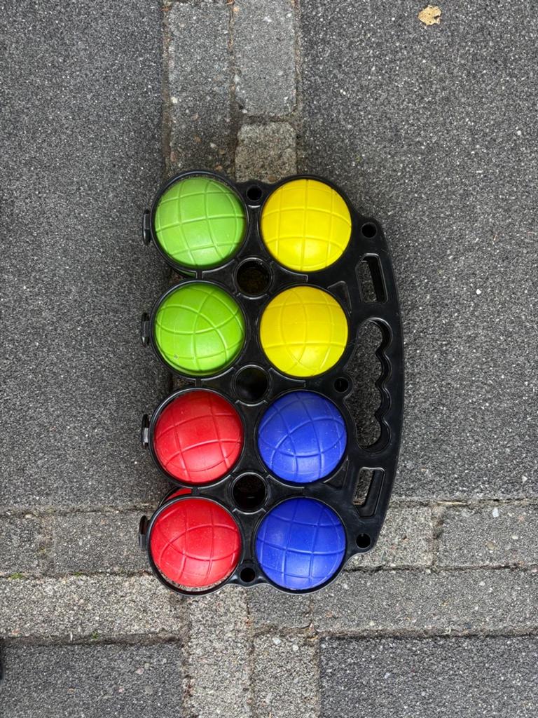 Kunststof jeu de boules set met 8 ballen en houder, Ophalen, Gebruikt