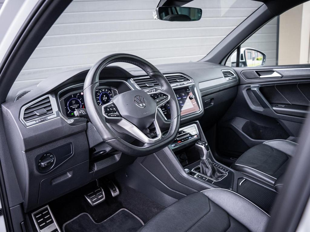 Volkswagen Tiguan 1.4 TSI eHybrid R-Line Business+ - 245PK -, Auto's, Stof, Automatische klimaatregeling, Wit, Hybride Elektrisch/Benzine