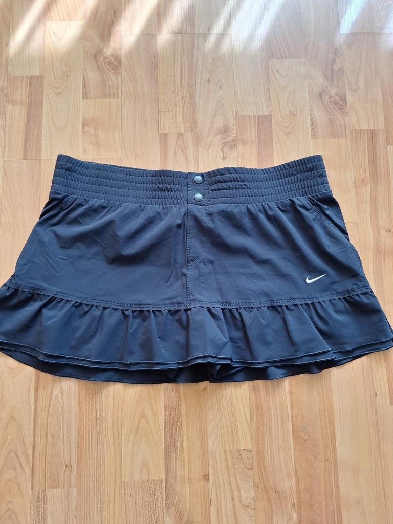 Nike tennisrok - Maat L - Zo goed als nieuw, Sport en Fitness, Tennis, Ophalen of Verzenden, Zo goed als nieuw, Kleding, Nike