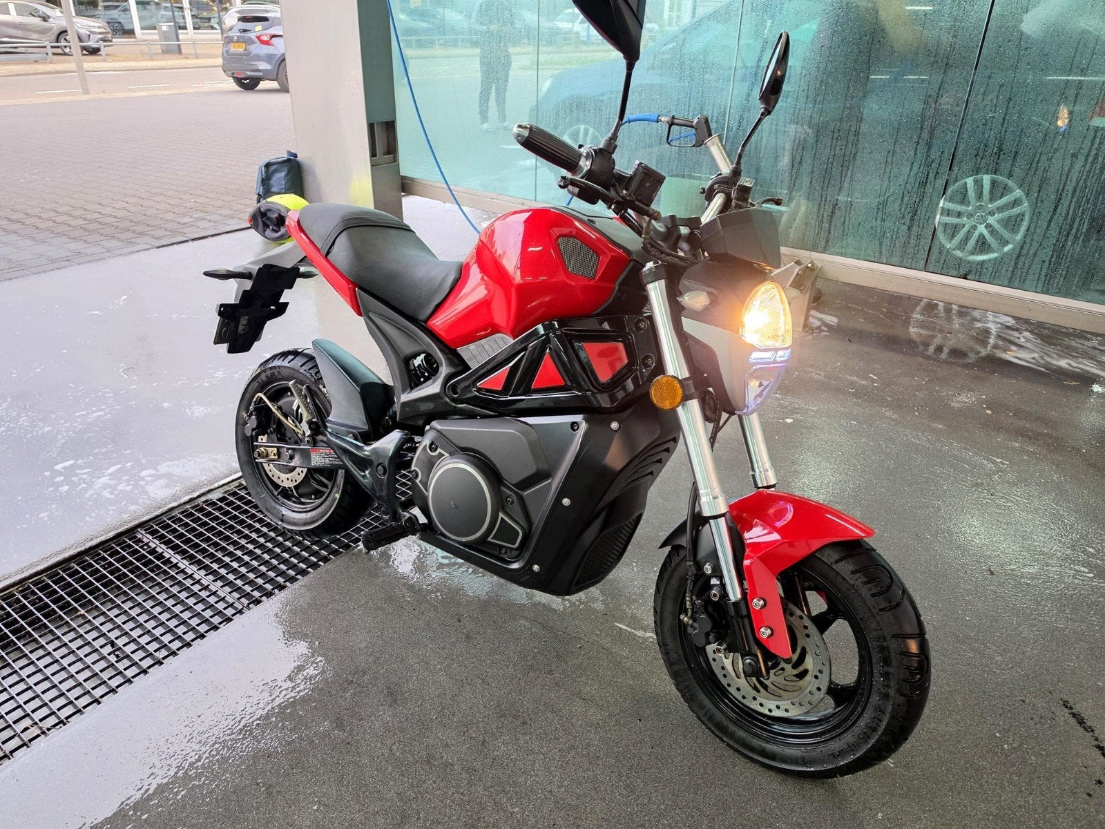 Elektrische Bromscooter Nieuwe Accu, Fietsen en Brommers, Ophalen, Elektrisch, Zo goed als nieuw