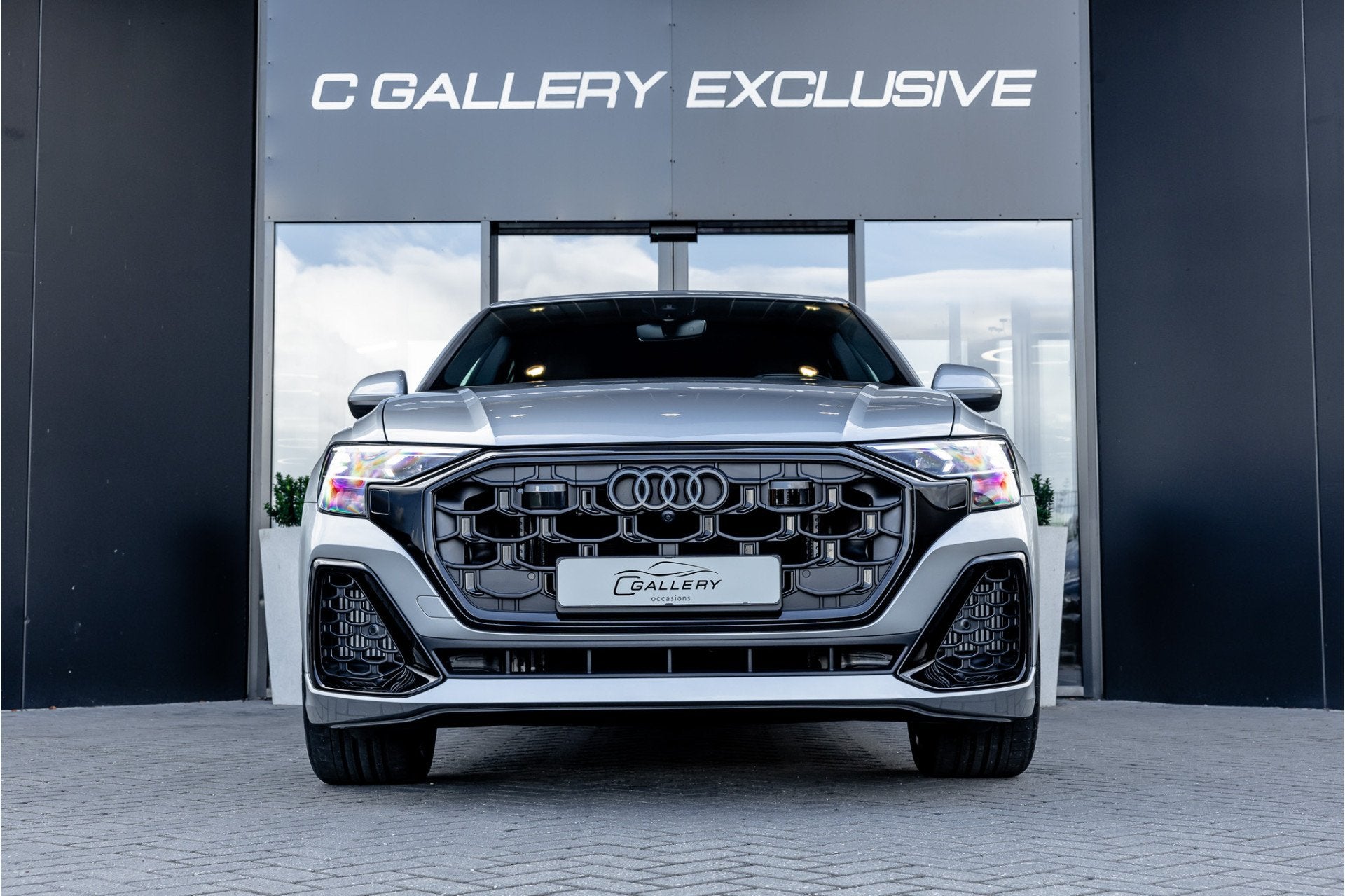 Audi Q8 55 TFSI e quattro Pro Line - Panorama | RS Seats | B, Auto's, Audi, Automaat, Gebruikt, Zwart, Q8