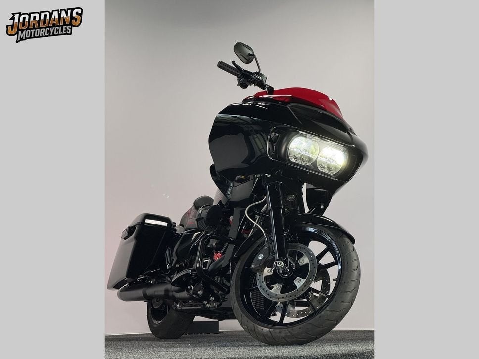 HARLEY-DAVIDSON ROAD GLIDE (bj 2023), HARLEY-DAVIDSON, Bedrijf, Onbekend, Toermotor