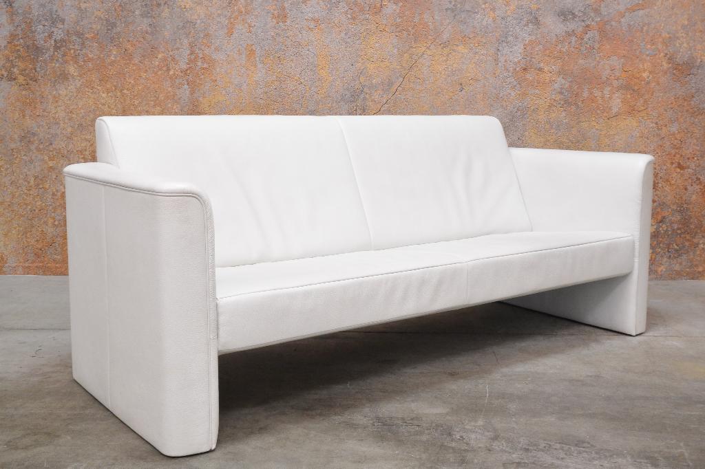 In zeer goede staat witte leren designbank van Jori, Ophalen of Verzenden, Minder dan 150 cm, Jori, Leolux Gelderland Harvink Rolf Benz Jori Design on Stock Montis