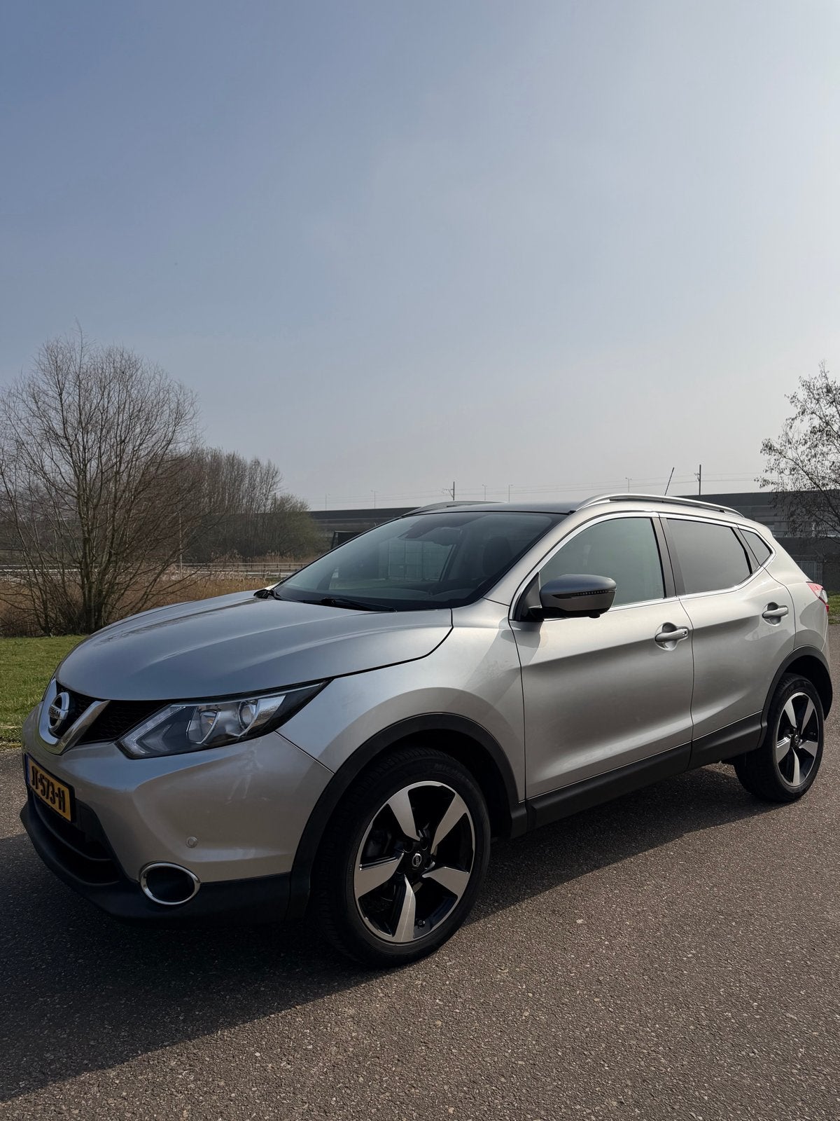 Nissan Qashqai 1.2 Dig-t 85KW 2WD CVT 2016 Grijs, Stof, 4 cilinders, Origineel Nederlands, 115 pk