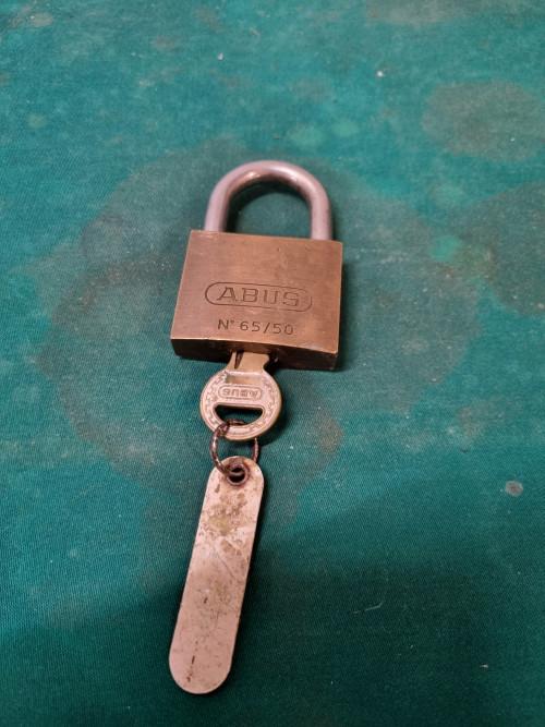 hangslot abus 65/50 1 sleutel, Ophalen of Verzenden, 'T Olde Gre-j, Info@toldegrej.nl, Endepoelstraat 20f Didam