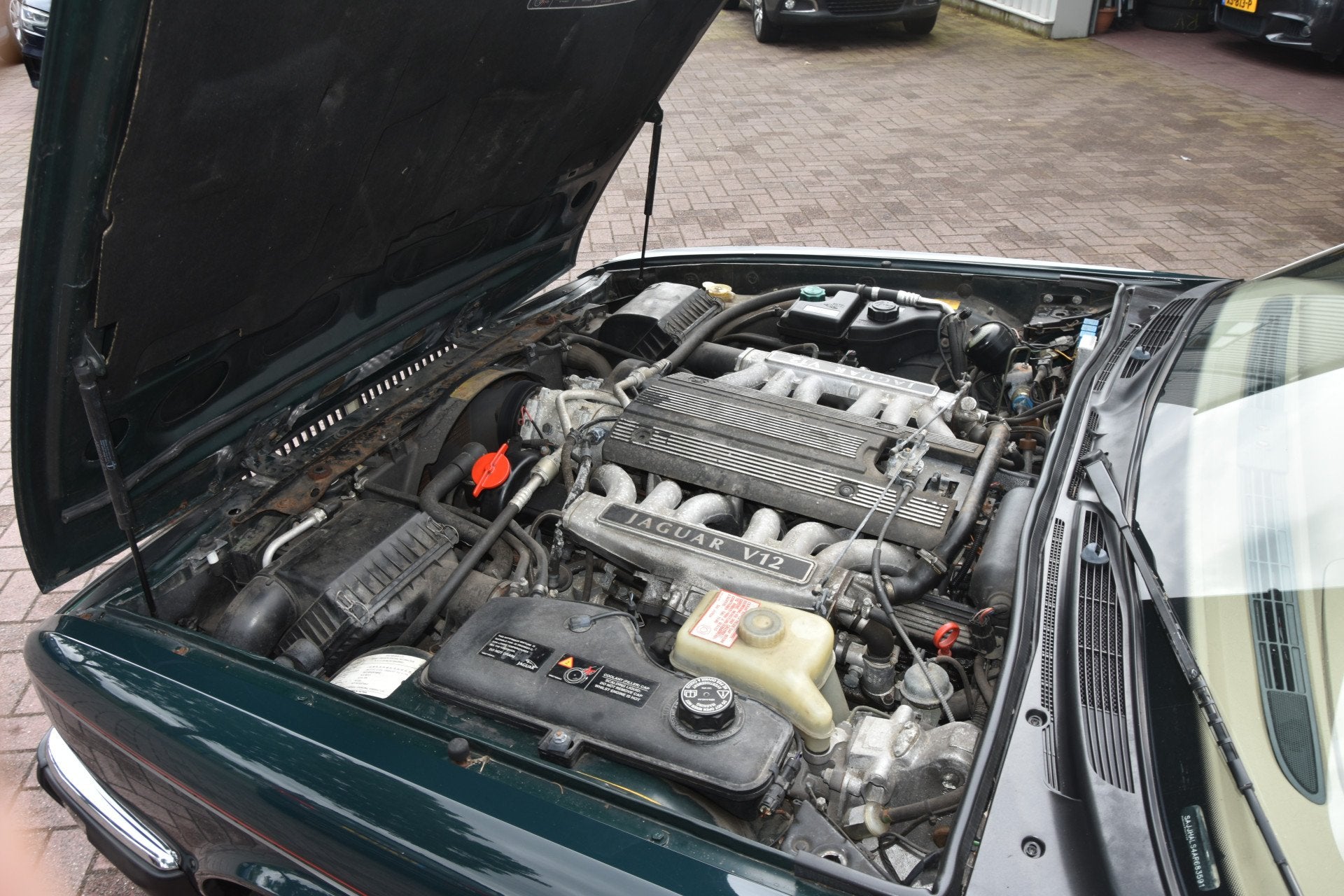 Jaguar XJ 6.0 V12 Origineel Nederlands! (bj 1993, automaat), Auto's, Automaat, Achterwielaandrijving, 320 pk, Bedrijf