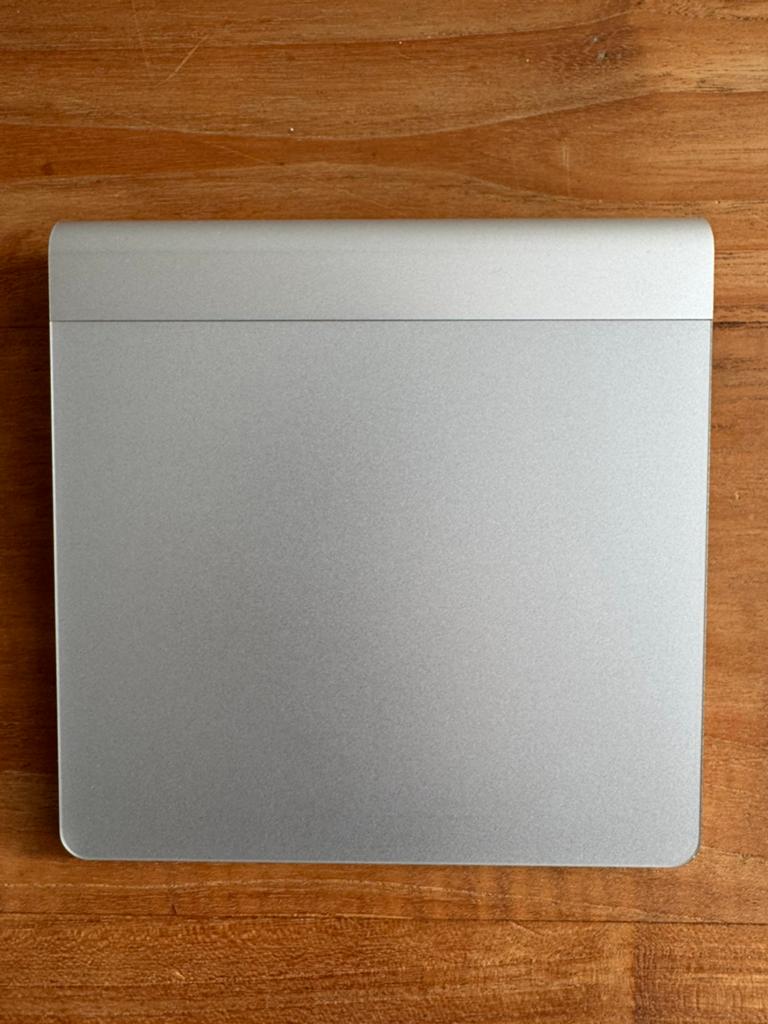 Apple Magic Trackpad, Computers en Software, Muizen, Ergonomisch, Rechtshandig, Ophalen of Verzenden, Zo goed als nieuw