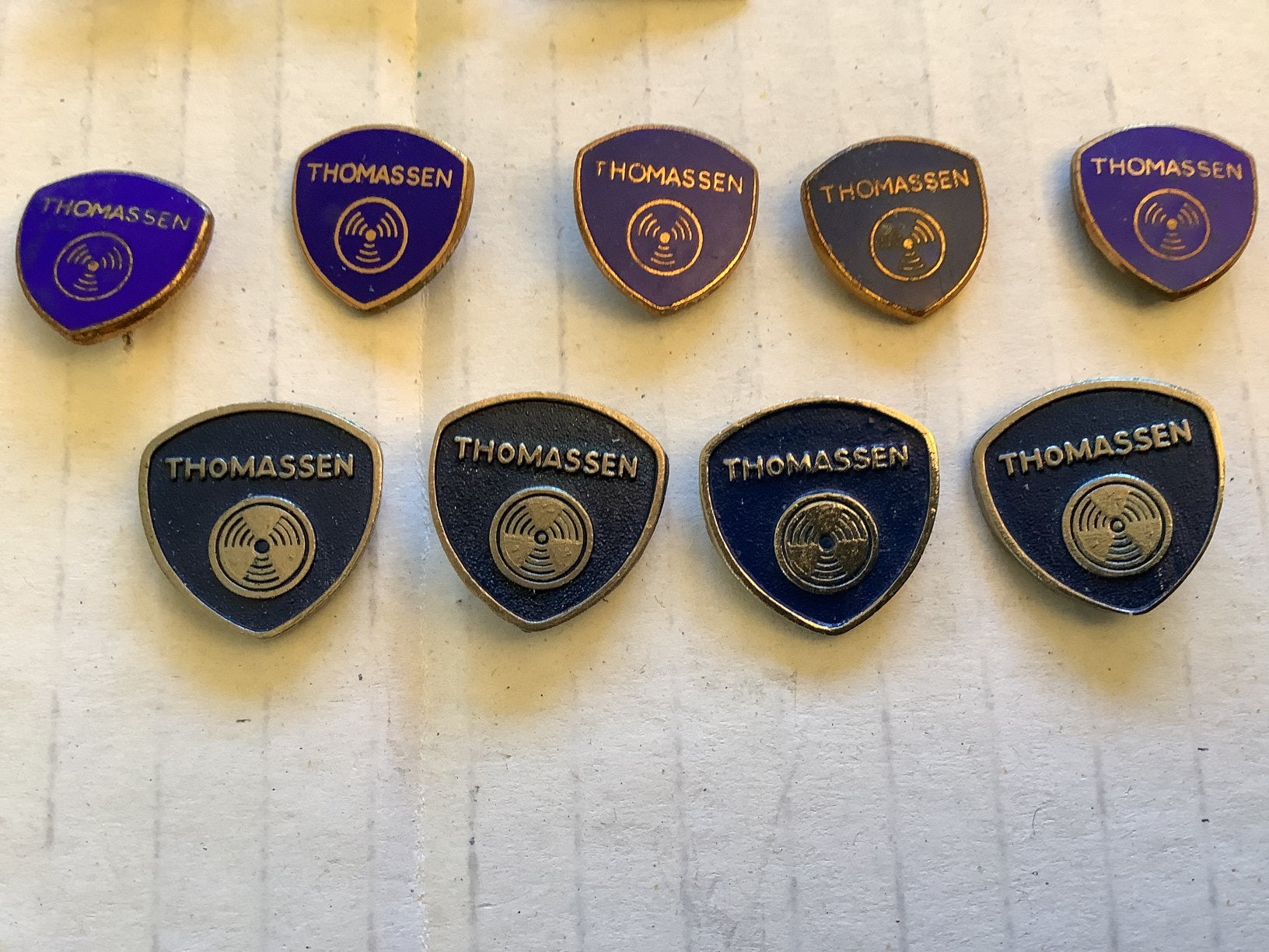 9 speldjes Thomassen., Ophalen of Verzenden, Gebruikt, Overige onderwerpen
