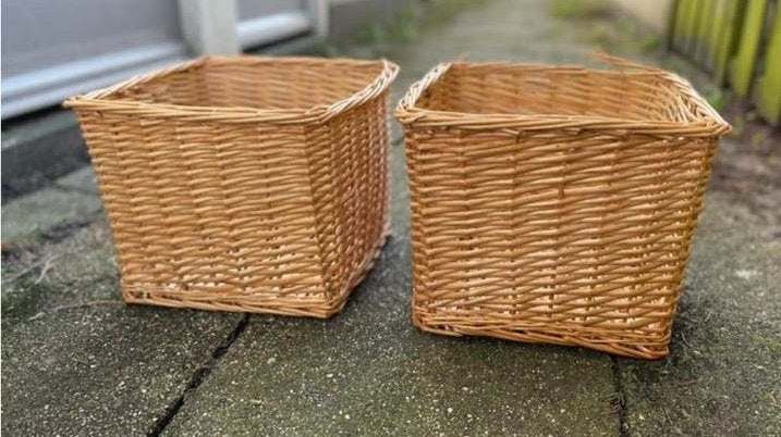 Manden, Ophalen, Zo goed als nieuw, Rechthoekig, Riet