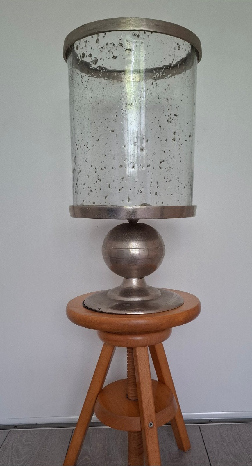 PTMD Windlicht met bolvoet en glazen cilinder, Ophalen, Windlicht, Gebruikt, 52 cm