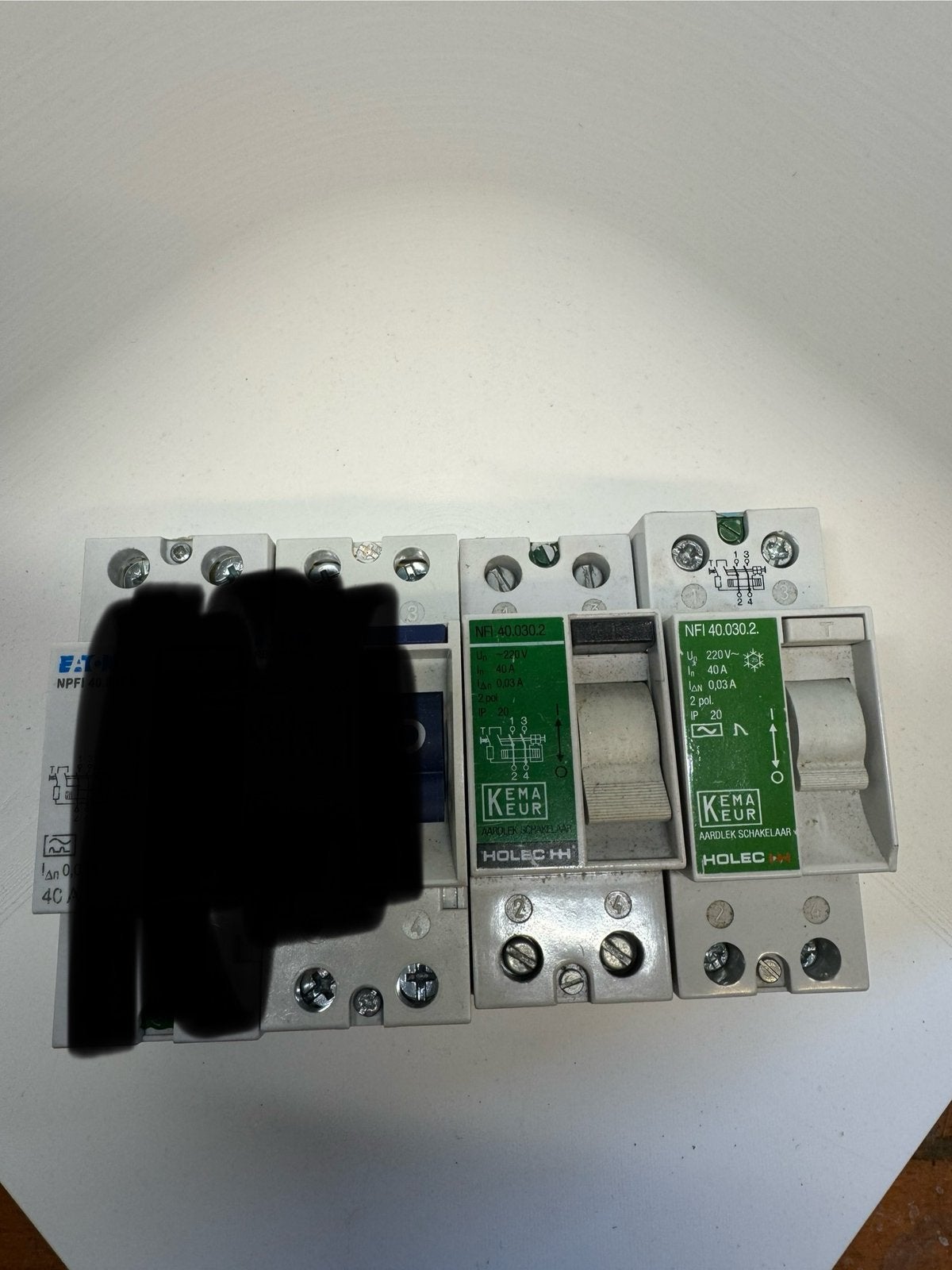Holec aardlekschakelaars 40A 30mA – BIEDEN, Doe-het-zelf en Verbouw, Elektra en Kabels, Ophalen of Verzenden, Gebruikt, Aardlekschakelaar