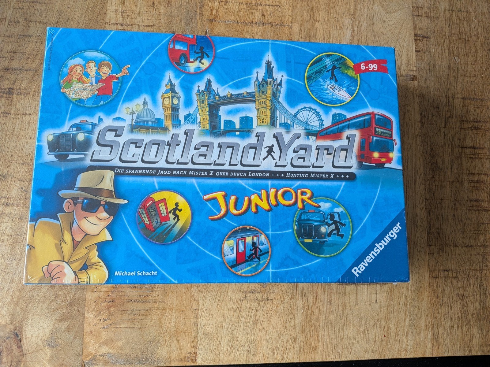 Scotland Yard Junior - Spannende jacht op Mister X, Hobby en Vrije tijd, Gezelschapsspellen | Bordspellen, Drie of vier spelers