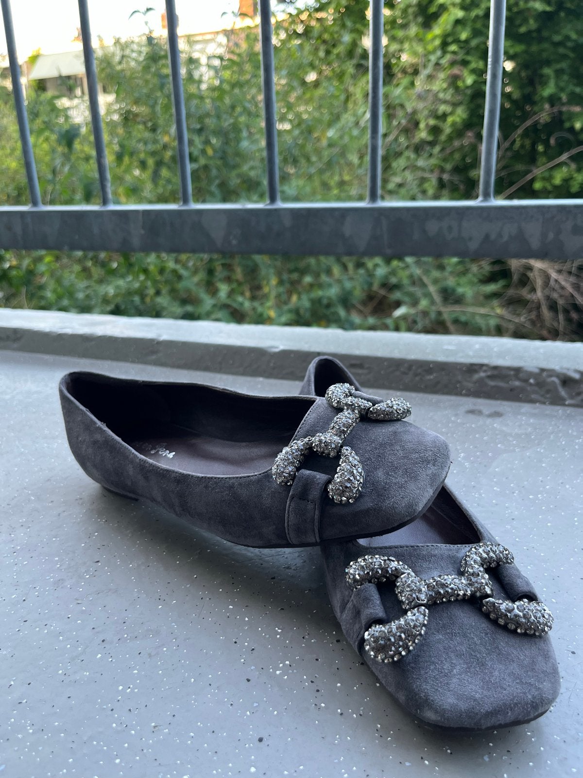 Alma en Pena ballerina's met strass gesp, Kleding | Dames, Schoenen, Verzenden, Zo goed als nieuw, Grijs, Ballerina's