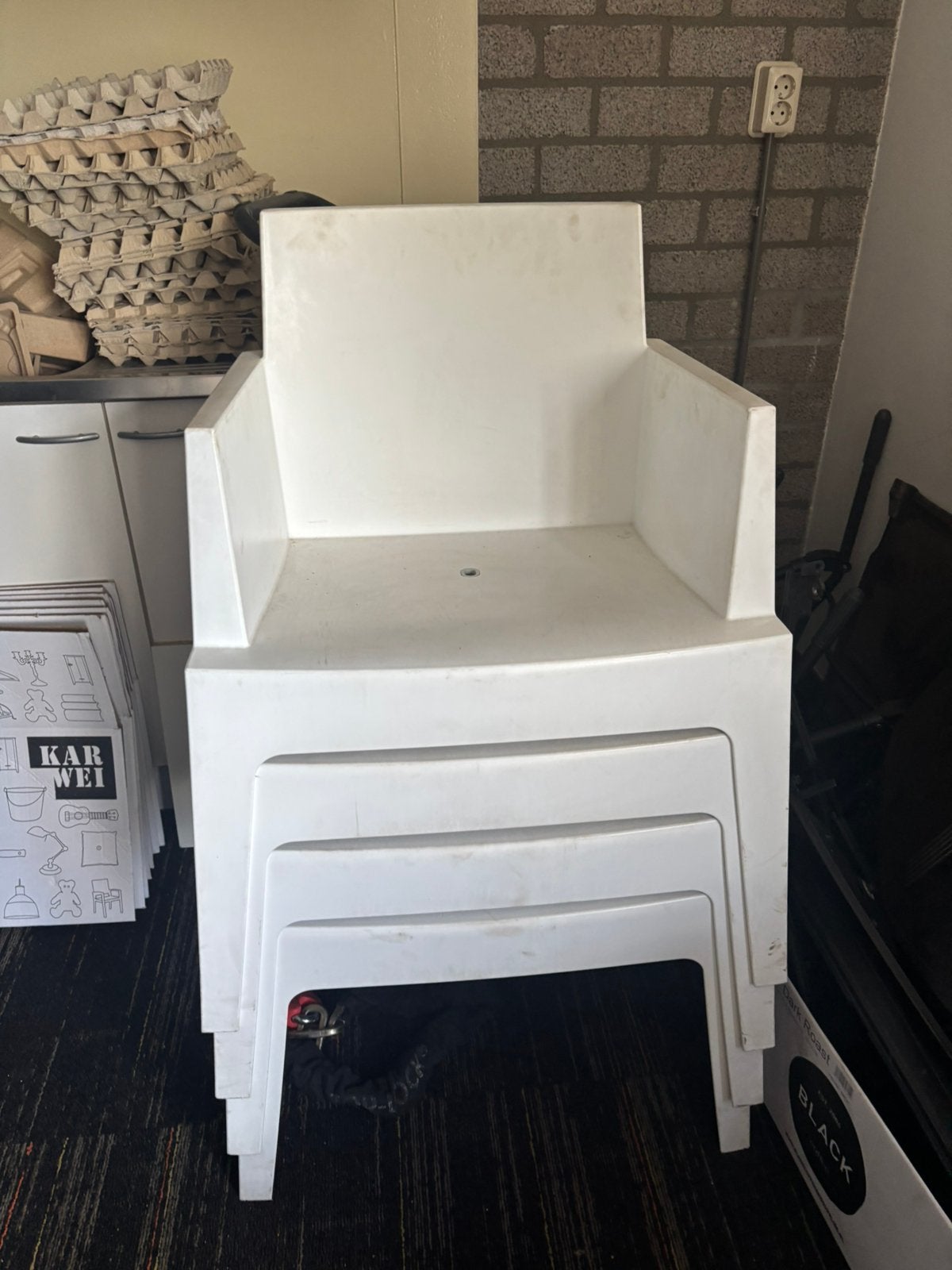 4 witte box stoelen, Ophalen, Gebruikt, Kunststof