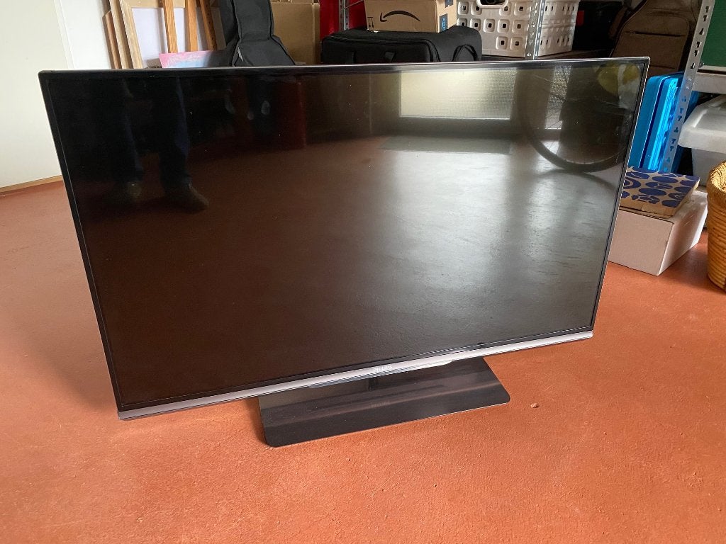 Defekte Philips 42inch ambilight tv 42PFL6067H/12, Ophalen, Philips, LED, 50 Hz